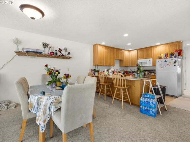 107 SUNSET Blvd, Cannon Beach, OR 97110