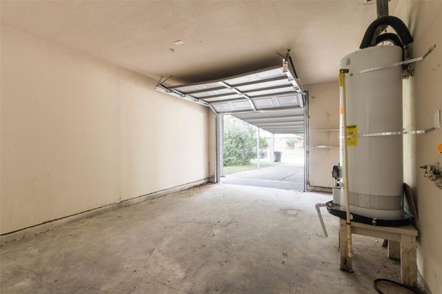 3823 Heatherbrook Drive, Houston, TX 77045