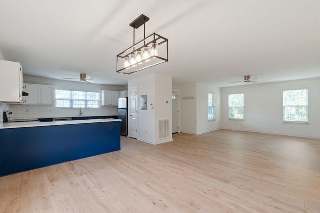 3930 Alameda St, Nashville, TN 37209