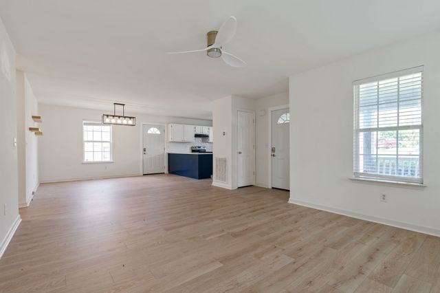 3930 Alameda St, Nashville, TN 37209