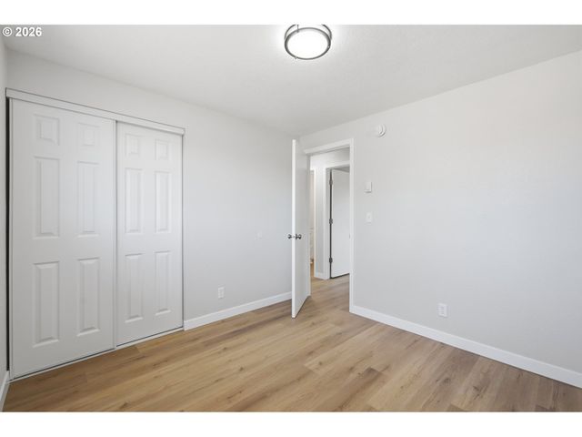 2011 OHIO St, Eugene, OR 97402