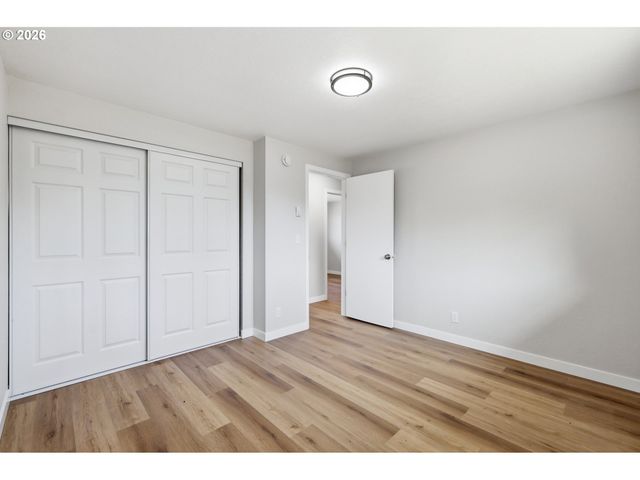 2011 OHIO St, Eugene, OR 97402
