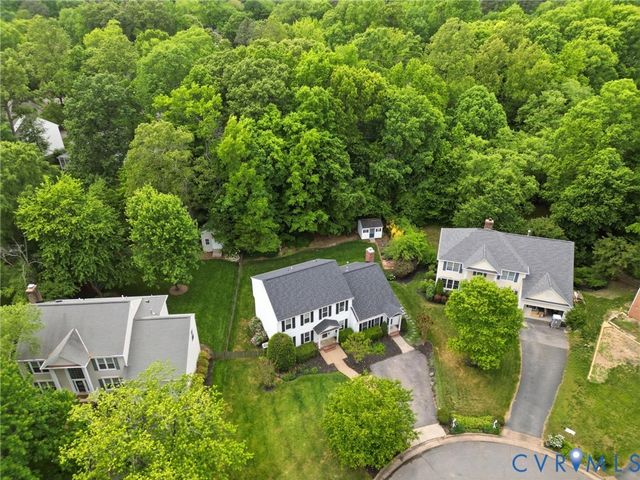 10301 Perrins Mill Ln, Hanover, VA 23116