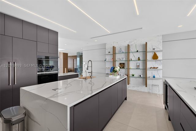 920 Intracoastal Dr PH2, Fort Lauderdale, FL 33304