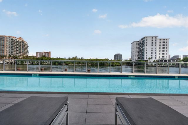 920 Intracoastal Dr PH2, Fort Lauderdale, FL 33304