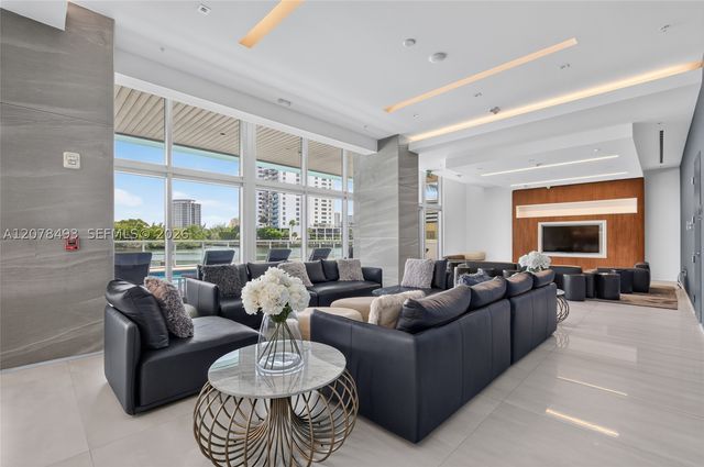 920 Intracoastal Dr PH2, Fort Lauderdale, FL 33304