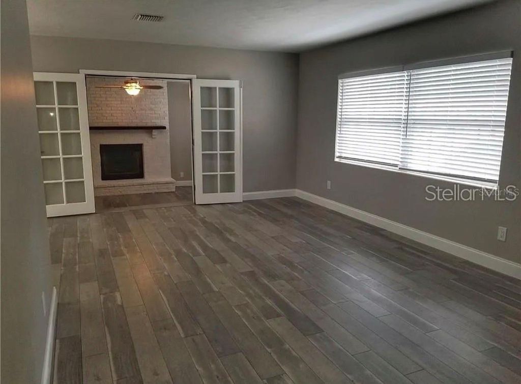Image 3 of property listing at 1664 S EVERGREEN AVENUE, Clearwater, FL 33756