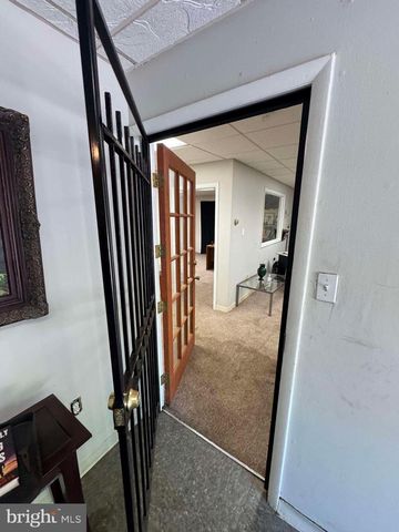 4414 PENNWOOD RD, Brentwood, MD 20722
