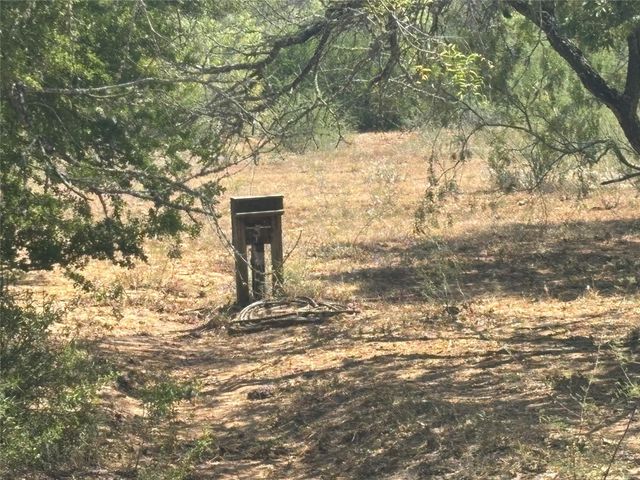 TR 2 County Road 105, Leesville, TX 78211