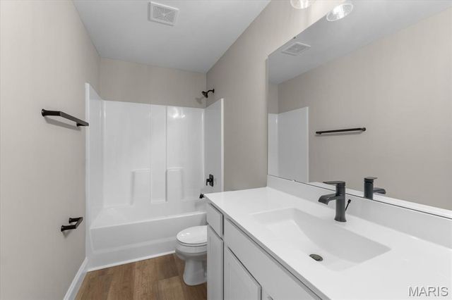 Lot 6 Wildridge Estates, Florissant, MO 63033