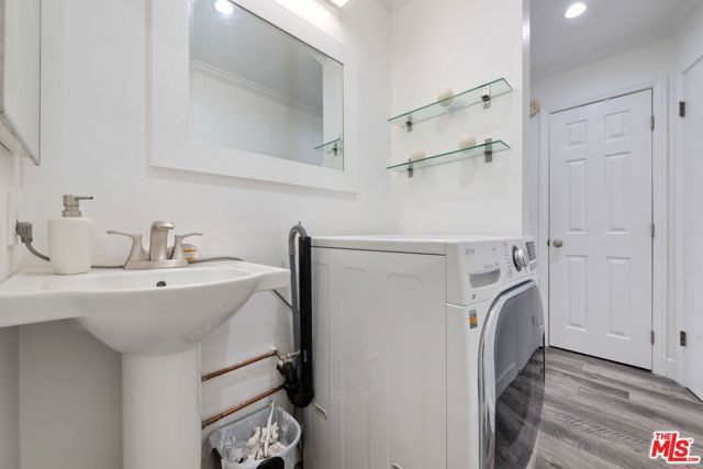 12735 Caswell Avenue 4, Los Angeles, CA 90066