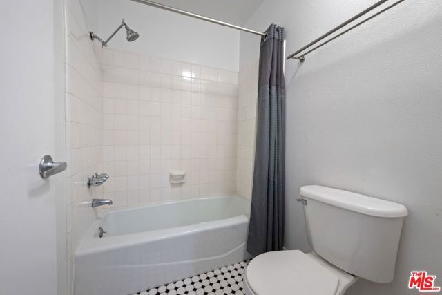 12735 Caswell Avenue 4, Los Angeles, CA 90066