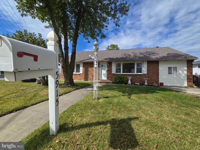 5915 LEXINGTON AVE, Pennsauken, NJ 08109