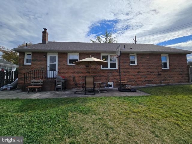 5915 LEXINGTON AVE, Pennsauken, NJ 08109