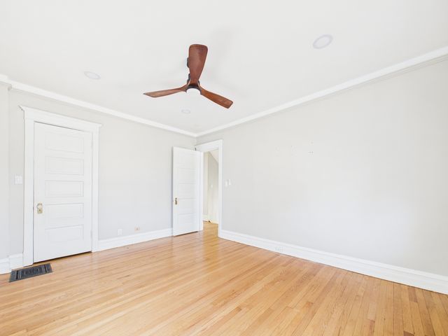 226 N Austin Boulevard, Oak Park, IL 60302