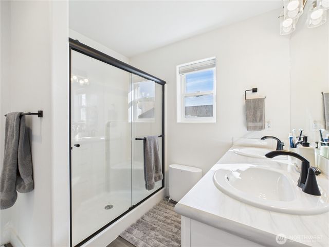 1408 Douglas Avenue, Rock Island, WA 98850