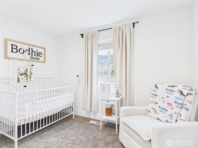 1408 Douglas Avenue, Rock Island, WA 98850