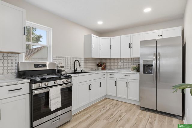 2210 N 60 Street, Omaha, NE 68104