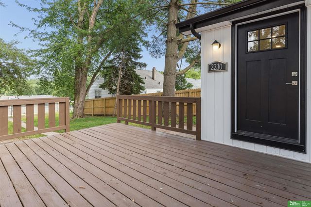 2210 N 60 Street, Omaha, NE 68104
