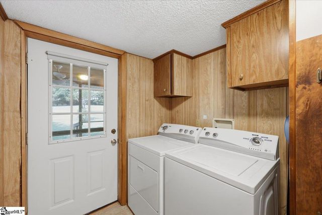 554 Berry Shoals Road, Duncan, SC 29334