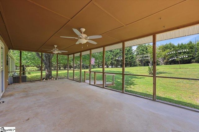 554 Berry Shoals Road, Duncan, SC 29334
