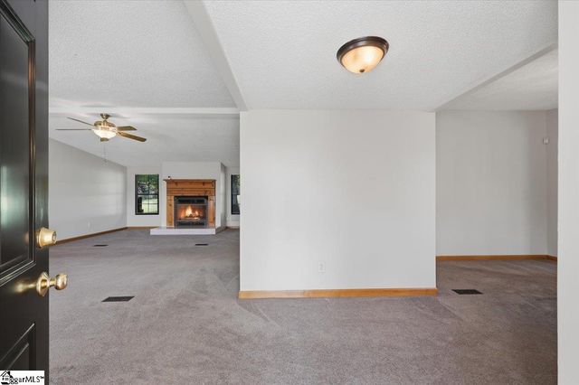554 Berry Shoals Road, Duncan, SC 29334