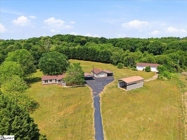 554 Berry Shoals Road, Duncan, SC 29334