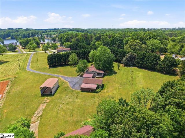 554 Berry Shoals Road, Duncan, SC 29334
