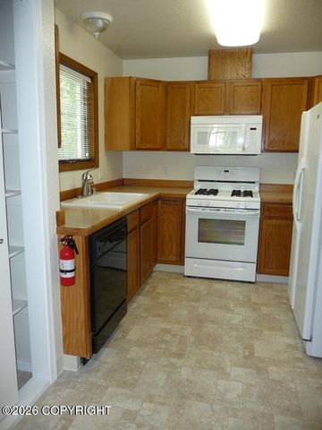 5401 E Pine Street, Wasilla, AK 99654