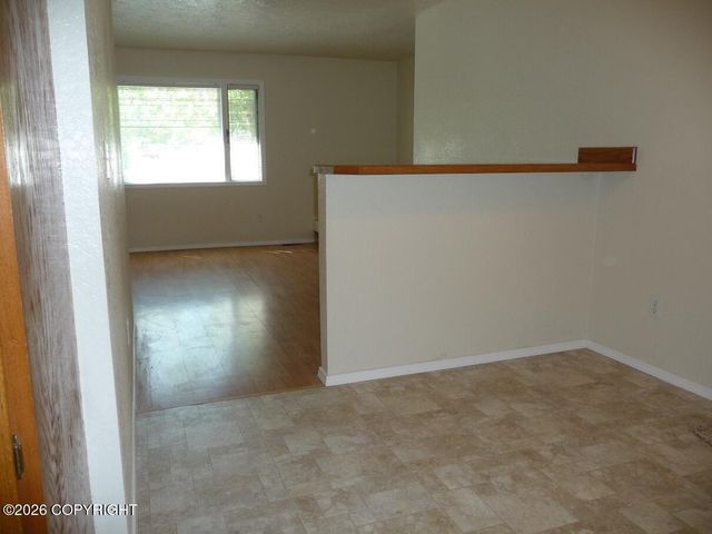 5401 E Pine Street, Wasilla, AK 99654