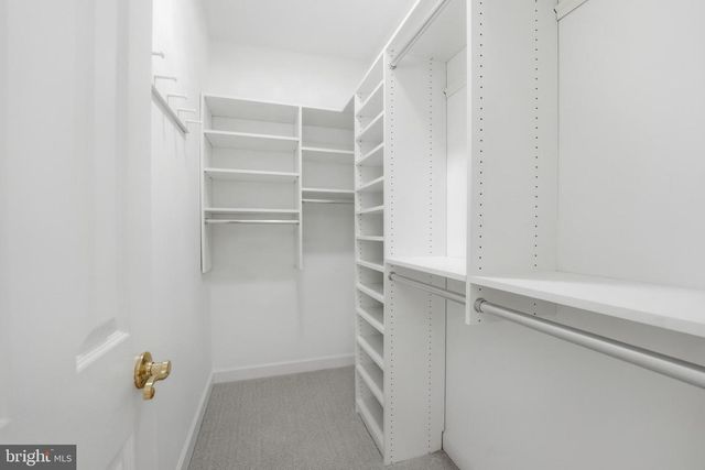 1919 LOGAN MANOR DR, Reston, VA 20190