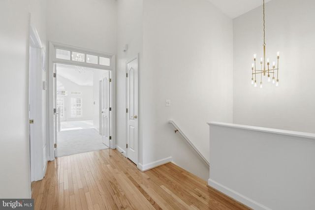 1919 LOGAN MANOR DR, Reston, VA 20190