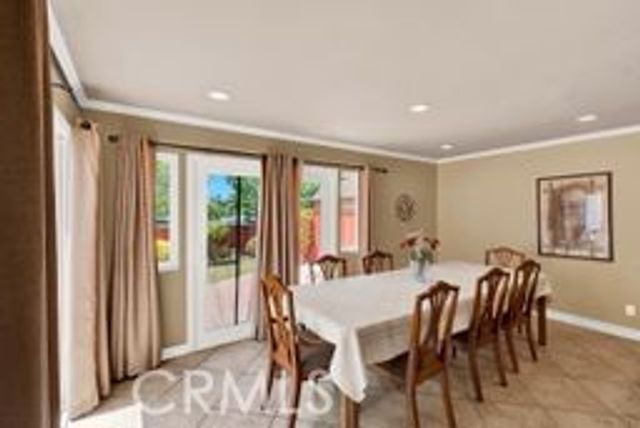 32 E Senisa, Irvine, CA 92612