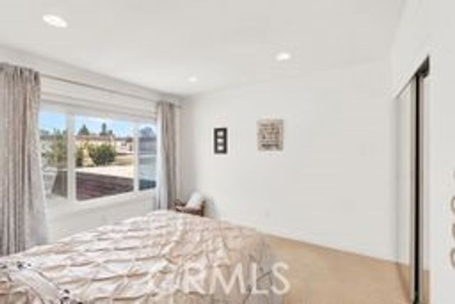 32 E Senisa, Irvine, CA 92612