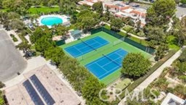 32 E Senisa, Irvine, CA 92612