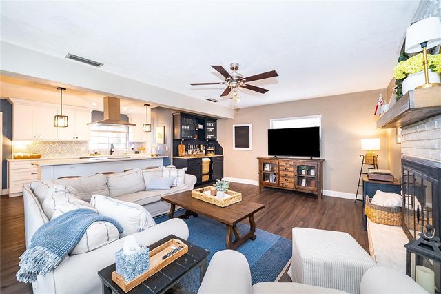 2464 HUNTERFIELD ROAD, Maitland, FL 32751