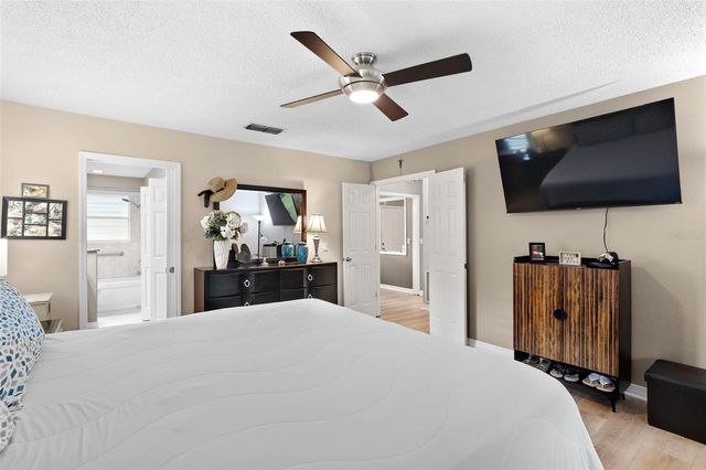 2925 BOXWOOD CT, Palm Harbor, FL 34684