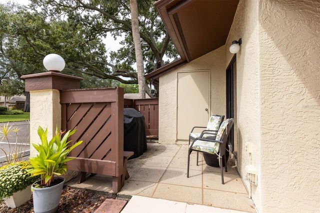 2925 BOXWOOD CT, Palm Harbor, FL 34684
