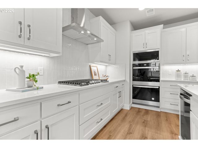 8813 Sw Peoria Ln, Tualatin, OR 97062