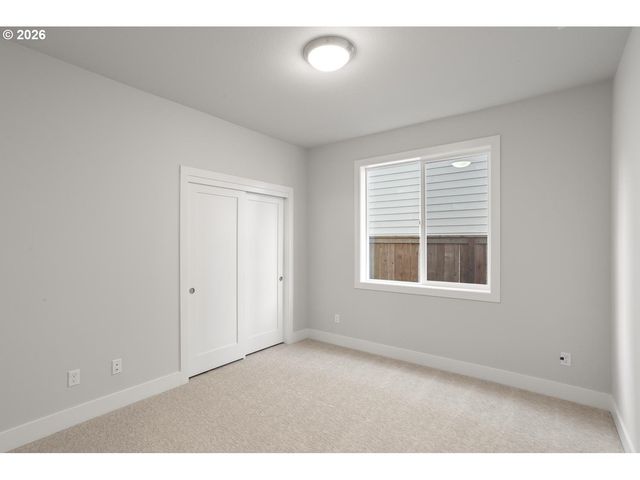 8813 Sw Peoria Ln, Tualatin, OR 97062