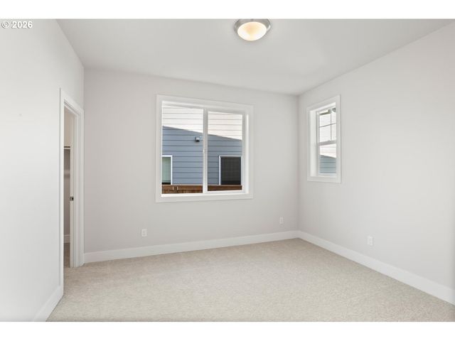 8813 Sw Peoria Ln, Tualatin, OR 97062