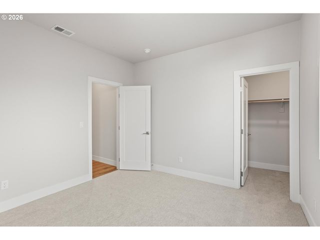 8813 Sw Peoria Ln, Tualatin, OR 97062