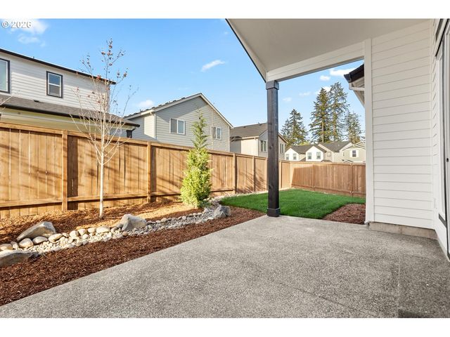 8813 Sw Peoria Ln, Tualatin, OR 97062