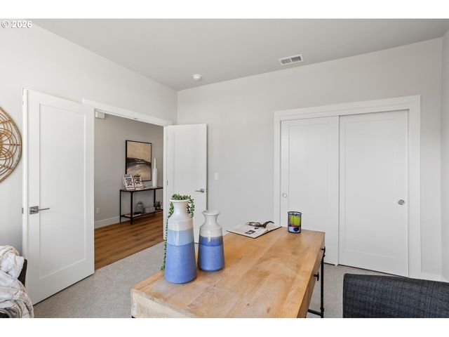 8813 Sw Peoria Ln, Tualatin, OR 97062