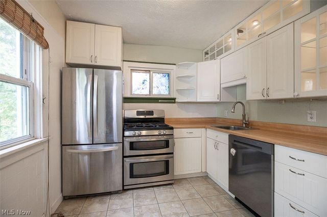 13107 Cranwood Park Boulevard, Garfield Heights, OH 44125