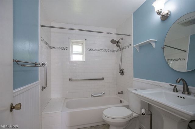 13107 Cranwood Park Boulevard, Garfield Heights, OH 44125
