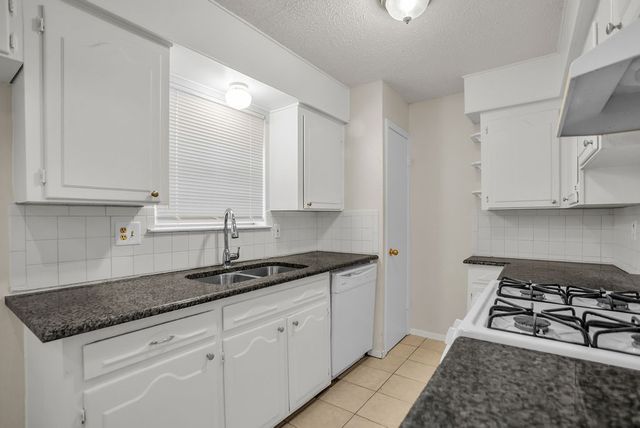 1833 Mill Pond Road, Garland, TX 75044