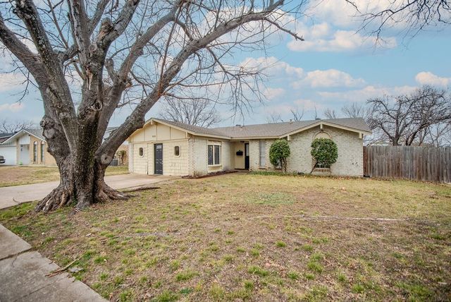 1833 Mill Pond Road, Garland, TX 75044