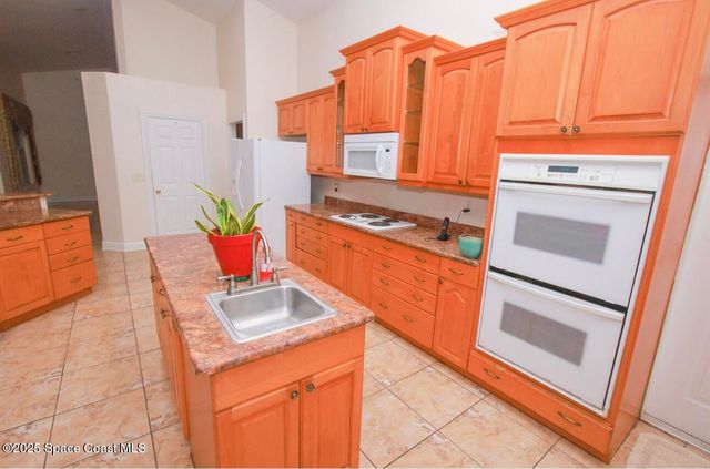 1857 Timbers West Boulevard, Rockledge, FL 32955