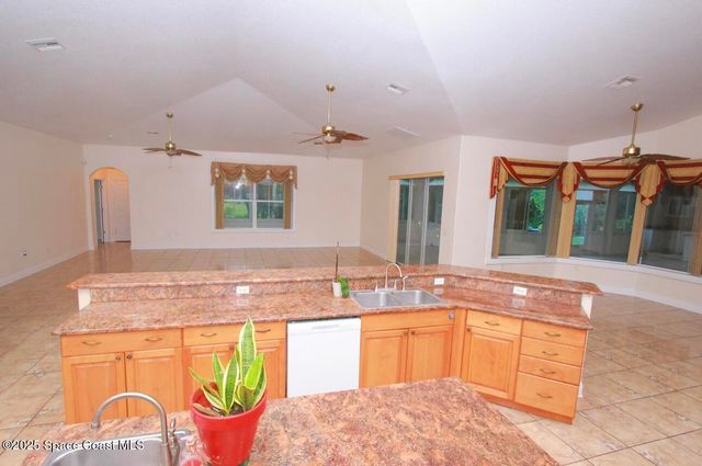 1857 Timbers West Boulevard, Rockledge, FL 32955